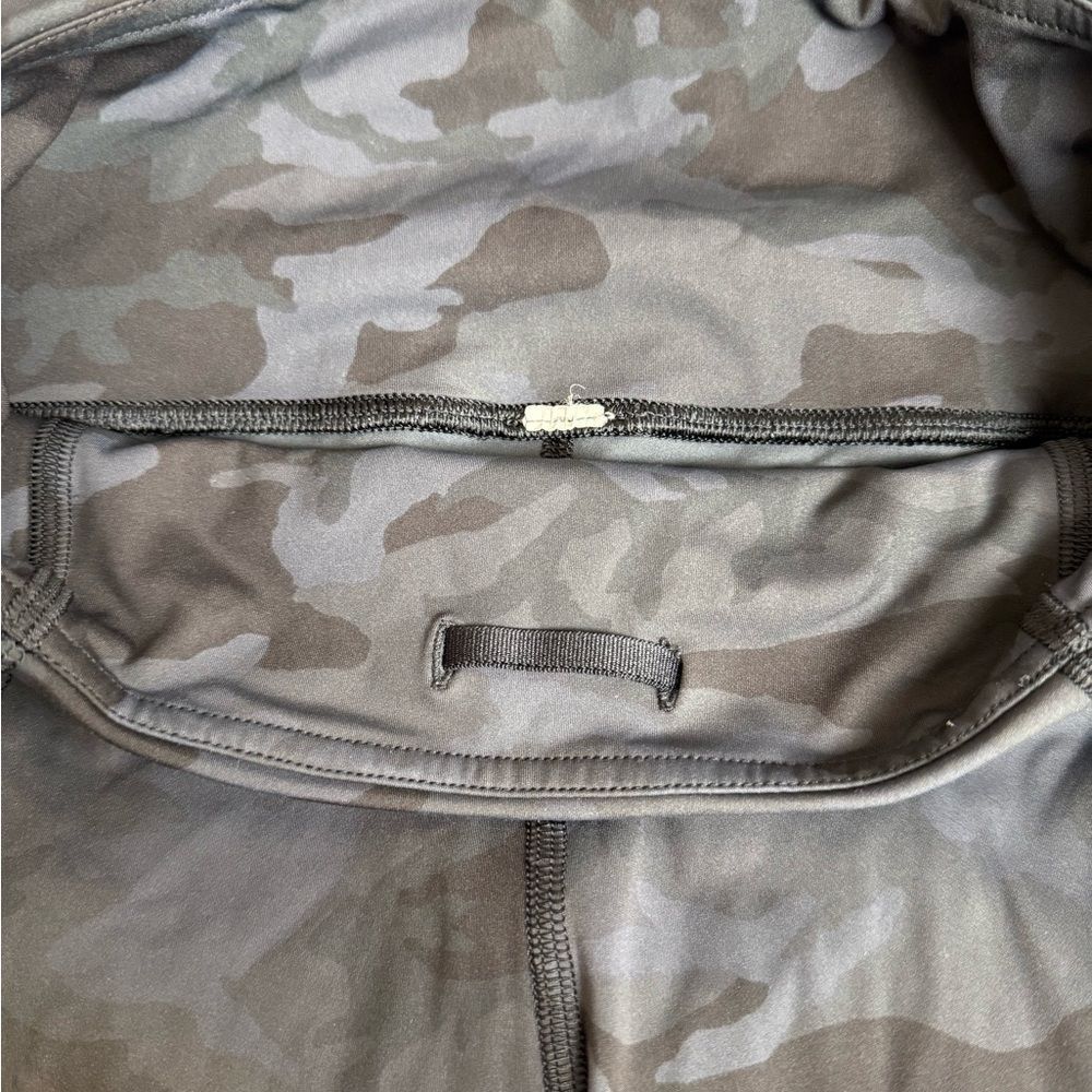 LULULEMON Fast Free Crop II  Reflective‎ Nulux Incognito Camo Leggings-Size 4 - Picture 8 of 11